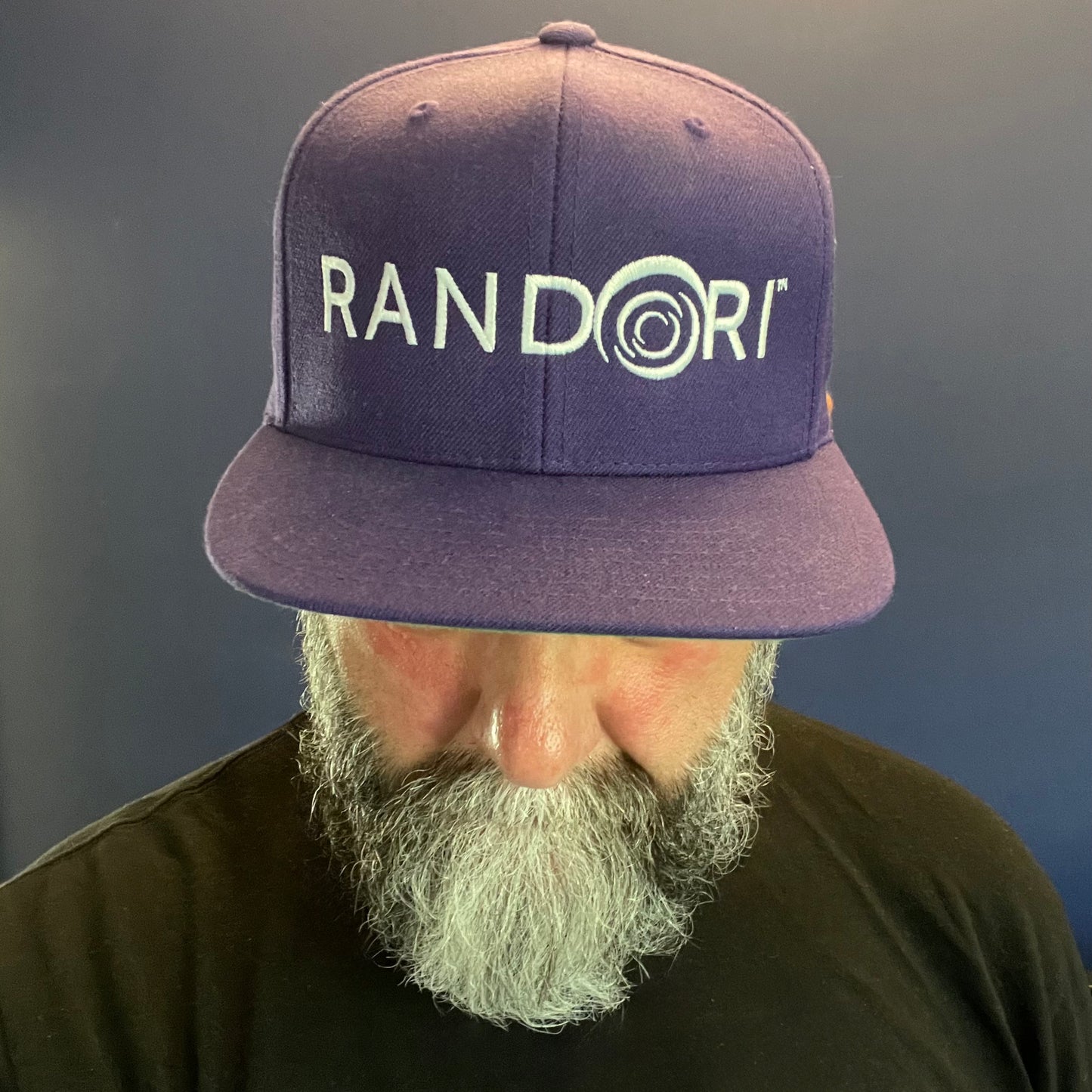 CLASSIC SNAPBACK
